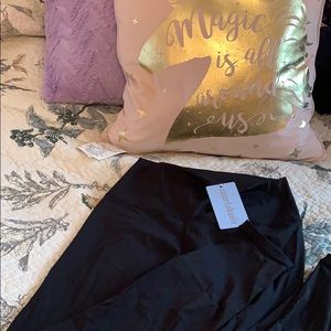 NWT colorful koala black leggings sz large